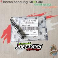 ราคา ซีลลูกสูบ Comp Breake W175 ^ ซีลยางลูกสูบ Seher Master เบรคด้านหน้า W 175 S Se Cafe TR Original Kawasaki 100% KGP KMI 43020-1095 (25545305565)