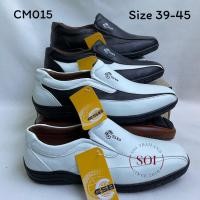 ราคา รองเท้าหนังลำลองชาย แบบสวม ขาวล้วน CSB รุ่น CM015 ไซต์ 39-45 (22240891770)