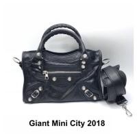 ราคา New Balenciaga Mini City Giant Stud (2067647555)