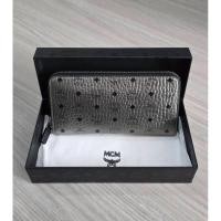 ราคา MCM long wallet zippy (กระเป๋าสตางค์ใบยาว MCM ซิปรอบ) (used) (48153348907)