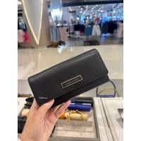 ราคา กระเป๋าสตางค์ใบยาว Charles&keith รุ่นฮิตตลอดกาล 1,190.- ลดจาก 1,490.- (19579206274)