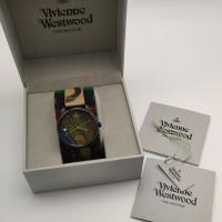 ราคา นาฬิกา Vivienne Westwood African cuff สายหนัง รุ่นนี้หายากมือสอง สภาพ85 . (44471338312)
