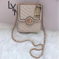 ราคา กระเป๋าสะพาย LYN ทรงกล่อง NEW COLLECTION (16328744572)