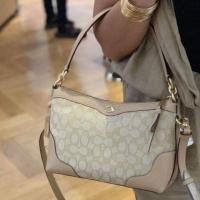 ราคา กระเป๋าโค้ช Coach สะพายและครอสบอดี้ได้ค่ะ (2372988229)