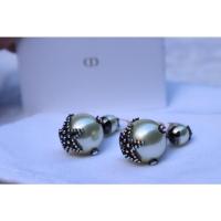 ราคา #AS9201 : Used Dior earring ขนาด 1.5 cm (16519533362)