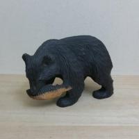 ราคา งานแกะสลักไม้ หมีคาบปลา Handmade สินค้าญี่ปุ่นมือสอง (834432641)