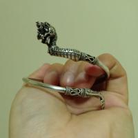 ราคา กำไลพญานาค เงินแท้ "Used" (1975985362)