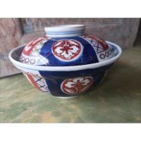 ราคา ชามมีฝาปิดงานญี่ปุ่นลายดอกไม้มีตราประทับที่ฝา ขนาดชามไม่รวมฝา15.5x7.2cm มี2ใบใบละ258บาทสินค้ามือสองจากตู้ญี่ปุ่น (25616505635)