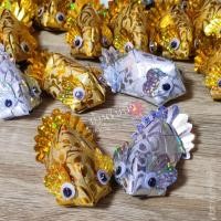 ราคา เหรียญโปรยทานปลาเงินปลาทอง(10ชิ้น) (9910382746)