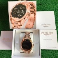 ราคา MK smart watch เหมือนใหม่ไร้ตำหนิ(ยังไม่ได้แกะพลาสติก) อุปกรณ์ครบ (1767994387)