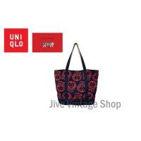 ราคา กระเป๋า UNIQLO x Lisa Larson tote bag (สภาพดี สีเฟดตรงสาย) ผ้าแคนวาสหนา สกรีนลายสิงโต น่ารักๆ สีสด มือสองตุ้ญี่ปุ่น (28560645240)