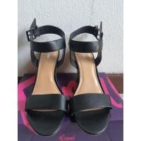 ราคา รองเท้าส้นเตารีด ไซ 37.5 สูง 3.5 ยี่ห้อเพย์เลส (14920534994)