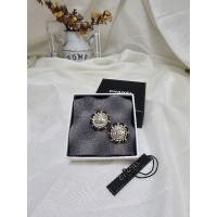 ราคา ต่างหูเสียบ. Chanel (24589400725)