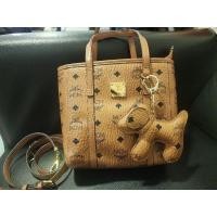 ราคา mcm toni shopper mini สภาพนางงาม หนังแข็ง ขอบมุมไม่แตก พร้อมส่ง (26835041017)