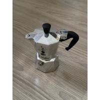 ราคา Bialetti หม้อต้มกาแฟ Moka Pot รุ่น La Mokina ขนาด 1/2 ถ้วย ส่งต่อ มือสอง สภาพดี ของแท้ (28871218194)