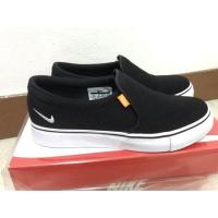 ราคา รองเท้า Nike slip on (2362257513)