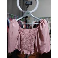 ราคา เสื้อครอปคอเหลี่ยมสีชมพู สาว Size S (29739562817)