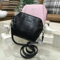 ราคา กะเป๋าGUESS ของแท้ % (463603736)