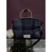 ราคา Harris Tweed กระเป๋าแฮร์รีสทวีต สภาพงามๆ พร้อมใช้ สปาก่อนจัดส่งนะคะ (23266468795)