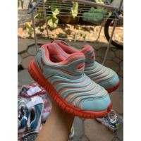 ราคา รองเท้าผ้าใบเด็ก Nike Free มือสองของแท้ ขนาด 19CM (8333268736)