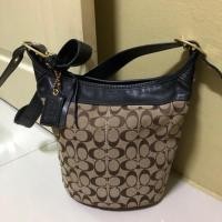ราคา ของแท้ 100% กระเป๋า Coach ครอสบอดี้ทรงถังมือสอง (7520931219)