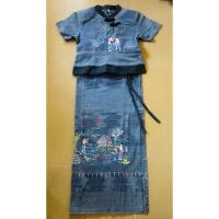 ราคา ชุดผ้าฝ้ายมือสอง เสื้อกับผ้าถุงฝ้ายแท้ทอมือย้อมครามสีธรรมชาติ แต่งปักมือรายวิถีชีวิต งานสภาพดี (28576332295)