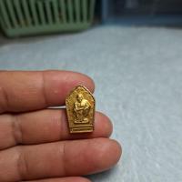 ราคา เหรียญใบมะขามหลวงพ่อคูณวัดบ้านไร่ (46453021387)