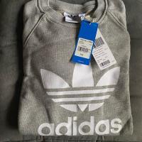 ราคา เสื้อ SWEATSHIRT Adidas size XS ของแท้ พร้อมส่ง Sale (28701654336)