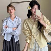 ราคา 99199 เสื้อเชิ้ตคอปกแต่งลูกไม้ผูกเฉียงทรงไม่สม่ำเสมอสำหรับผู้หญิง ดีไซน์ผูกเอวด้านข้างที่อ่อนโยนและเป็นเอกลักษณ์ เหมาะสำ (47852640327)