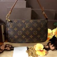 ราคา Lv monogram pochette แท้100% (1675715970)