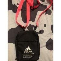 ราคา กระเป๋า Adidas แท้มือ 1 ไม่เคยใช้งานของแท้จาก shop (12771950920)