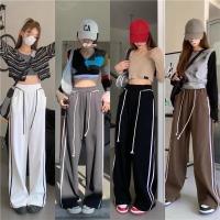 ราคา Gardum.it #9168 กางเกงวอร์มทรงกระบอกขายาวแถบข้าง 2 เส้น ดีเทลแต่งเชือกหน้า ผู้หญิง พร้อมส่ง (18291732858)