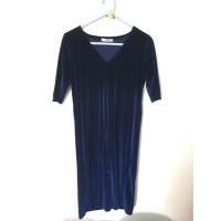 ราคา เดรสกำมะหยี่สีน้ำเงิน (475878360)