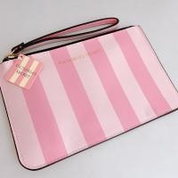 ราคา กระเป๋าซิป Victoria’s Secret พร้อมสายคล้องมือของแท้จากช็อป อเมริกา (15871679737)