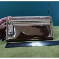 ราคา กระเป๋าสตางค์ coach wallet ใบยาว แท้ ค่ะ ใบนี้สวยมาก สภาพดีมาก (7300343562)