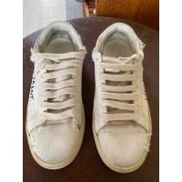 ราคา รองเท้าผ้าใบ Saint Laurent used ของแท้ (23149403557)