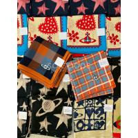 ราคา พร้อมส่งในไทย ของแท้ 100% ✨โค้ดลด20% เหลือ 952✨ ผ้าพันคอ vivienne westwood (27337709850)