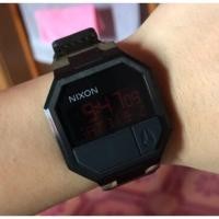 ราคา Nixon NX-A9442255-00 นาฬิกาข้อมือผู้ชายและผู้หญิง สายหนัง ลายทหาร มือสองสภาพดีใช้งานปกติ (3174810196)