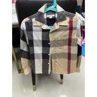 ราคา เสื้อเชิ้ตเด็กBurberryไซต์5ปี รอบอก27นิ้วความยาว17.5นิ้วมือสองของแท้100%สภาพดีจ้า (43353528452)