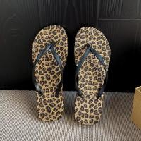 ราคา สไตล์ใหม่เสือดาวพิมพ์แฟชั่นแบน Flip-Flops รองเท้าแตะรองเท้าแตะกันลื่นผู้ผลิตขายส่ง Flip-Flops แต่เพียงผู้เดียวส้น Flip-Flops (56450859144)