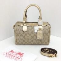 ราคา Coach ทรงหมอน ขนาด 10 นิ้ว มีถุงผ้าสวยน่ารักจุ๊บจุ๊บ (568935728)