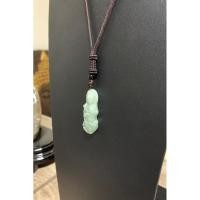 ราคา จี้หยกพม่า (Jadeite Type A) เนื้อวุ้น สีเขียวถั่ว พร้อมสร้อยคอเชือกร่ม (22319418525)