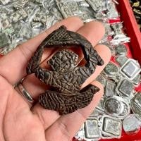 ราคา กะลาตาเดียวแกะสลักพระยาหนุมานเชิญธง พระหูรมาน หลวงปู่มหาศิลาปลุกเสก พระบ้านรวมๆสวยๆวัดใจ (44170598058)