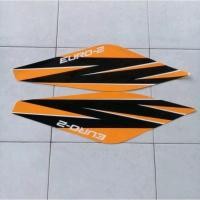 ราคา Isuzu ELF Euro 2 รถสีส้ม Striping (5880955589)