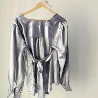 ราคา เสื้อสาวอวบ ผูกเอวผ้าซาติน (21194034914)