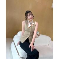 ราคา Thesummernade : Irene vest เสื้อกั๊กผ้าทวิต มีสีcamel แบบในภาพนะคะ ไซส์M (26136661596)