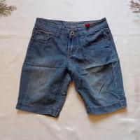 ราคา (Preloved) Guess Jeans Shorts (24551259106)