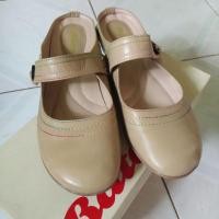 ราคา รองเท้ามือสองบาจาแท้เบอร์ 38 (2013512408)