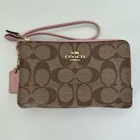 ราคา COACH F87591 IM/Khaki Blossom กระเป๋า Coach คล้องมือ 2 ซิป (มือสอง แท้) Coach small double corner zip wristlet (29705284705)