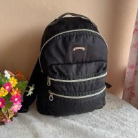 ราคา Everlast แท้ เป้งานผ้าไนลอนน้ำหนักเบา สภาพดีสวย ด้านหน้ามี 2 ช่องใช้งาน ซับในสะอาด ตำหนิหูจับ นอกนั้นสวย (29288442836)